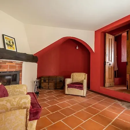 Дом отдыха Casa Da Quinta, Piscina Privada, Da Areia Branca 8 Km *